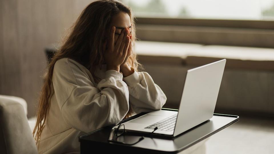 **OpenAI sẽ ngừng hoạt động GPT‑4o, Người dùng phản ứng dữ dội với cảm xúc**