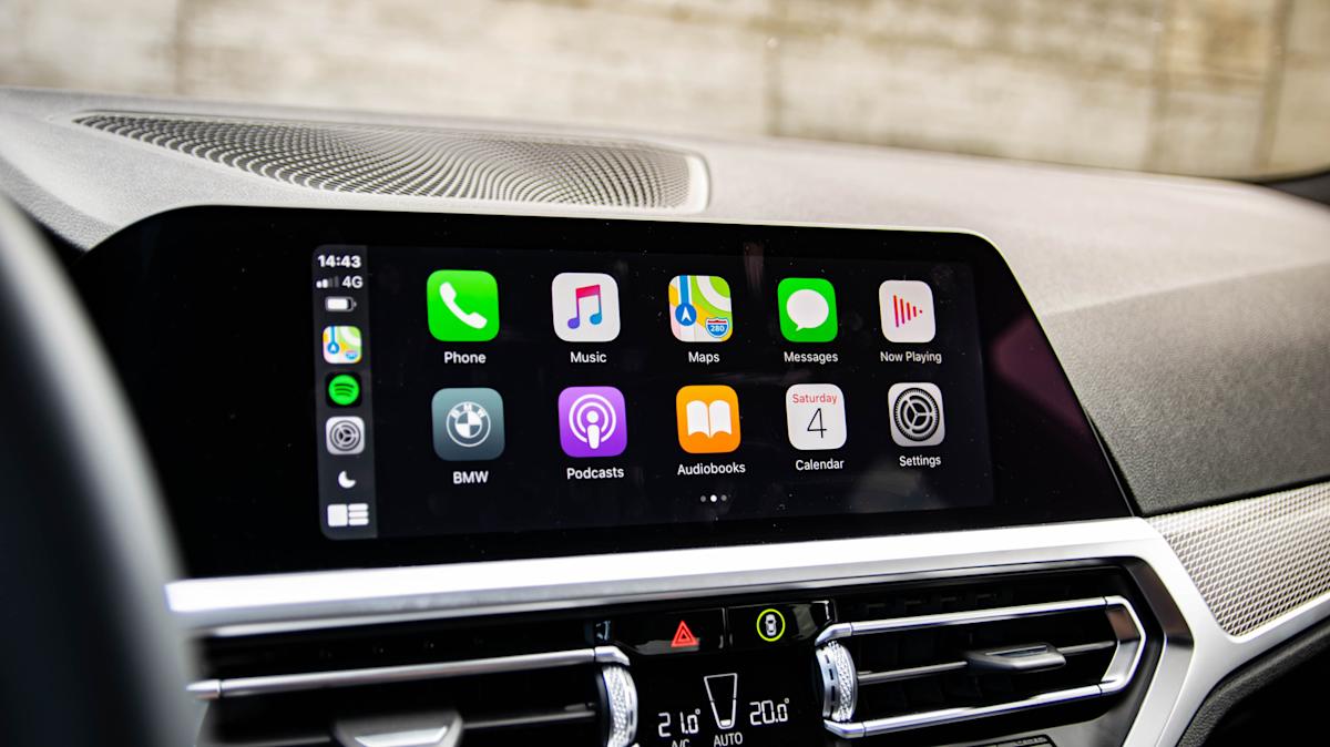 **Apple vẫn có kế hoạch lớn cho Siri trong CarPlay**