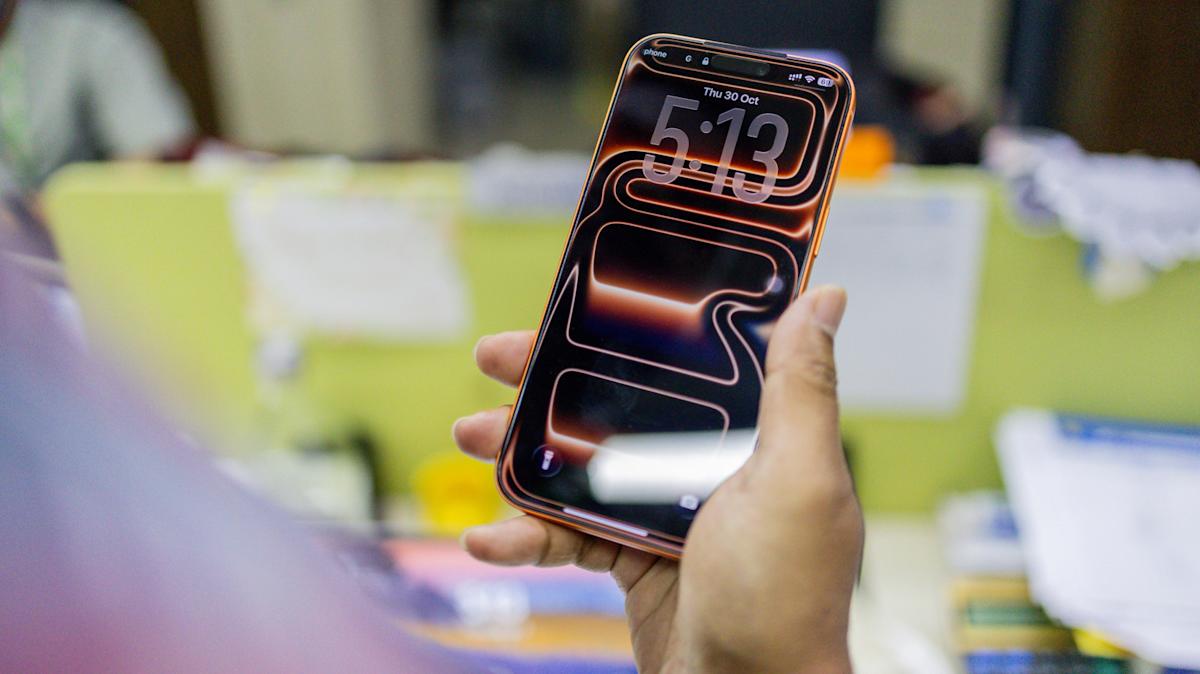 **Tại sao Apple gỡ bỏ tính năng hình nền động trên iPhone**