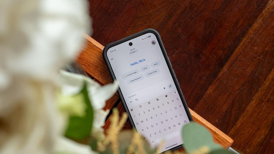**Google đưa ứng dụng Gemini đến với macOS**