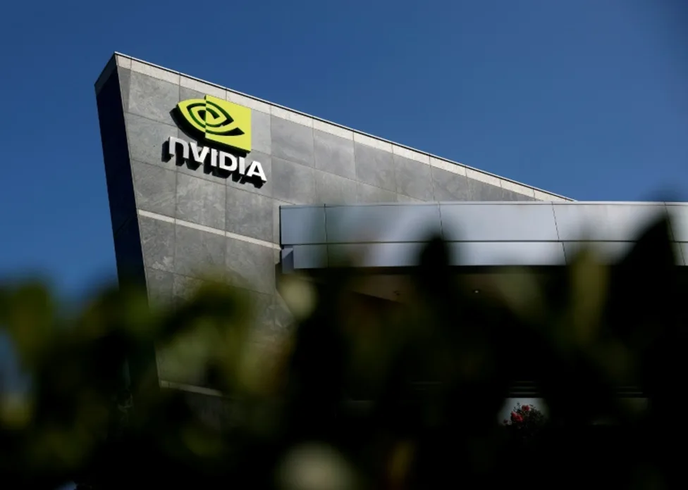 **Các nhà sản xuất chip laptop như Intel và AMD nên lo ngại về đối thủ mới là Nvidia, theo các chuyên gia**
