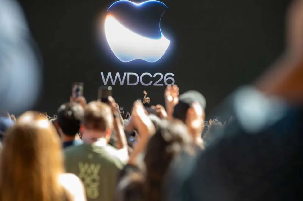 Siri AI mới của Apple ra mắt sau 2 năm trì hoãn