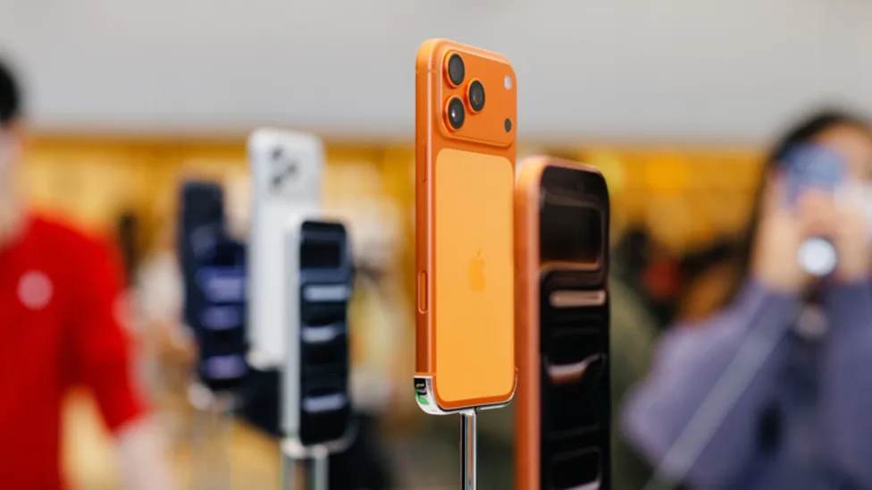 **Tại sao Apple ngừng dùng titan cho iPhone?**