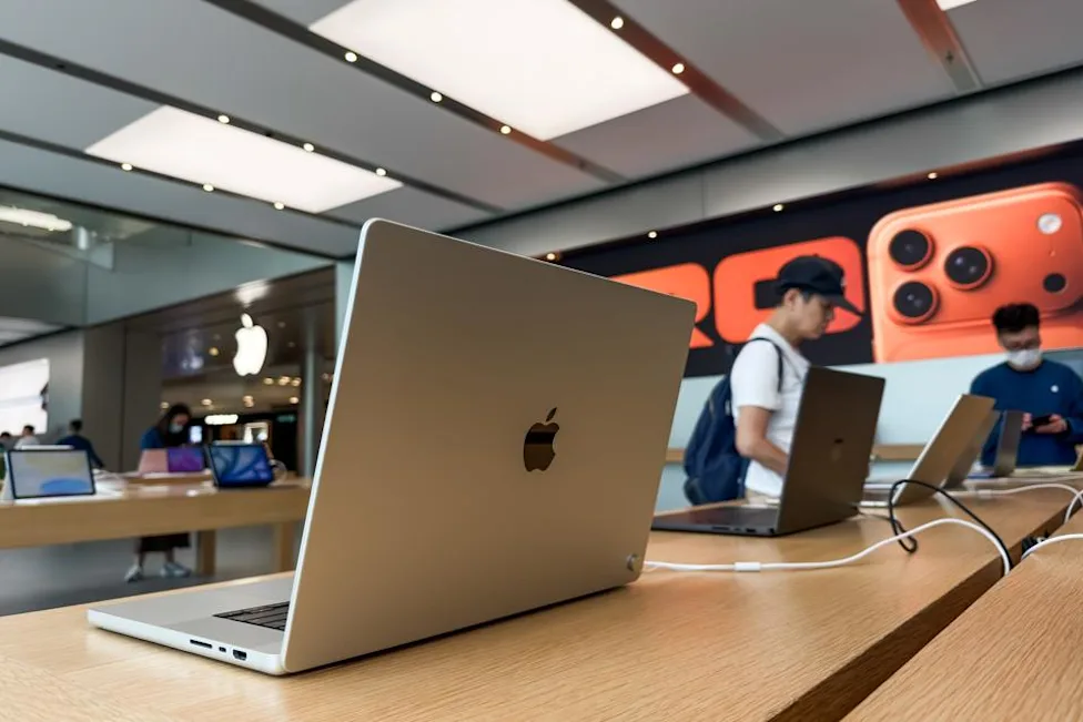 **Apple macOS 27 MacBook Pro: Các tính năng Siri AI ẩn**