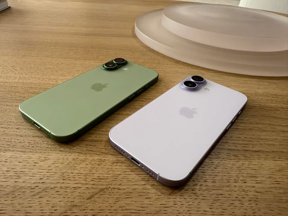**Apple iPhone 17 — liệu iPhone 18 sẽ thiếu một số tính năng Apple Intelligence?**