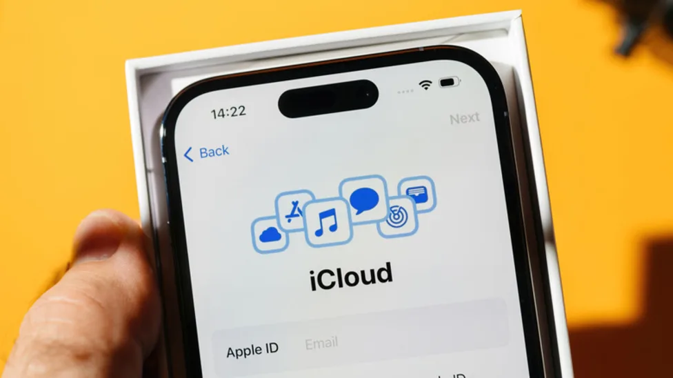 **Apple đã khắc phục lỗ hổng Hide My Email**