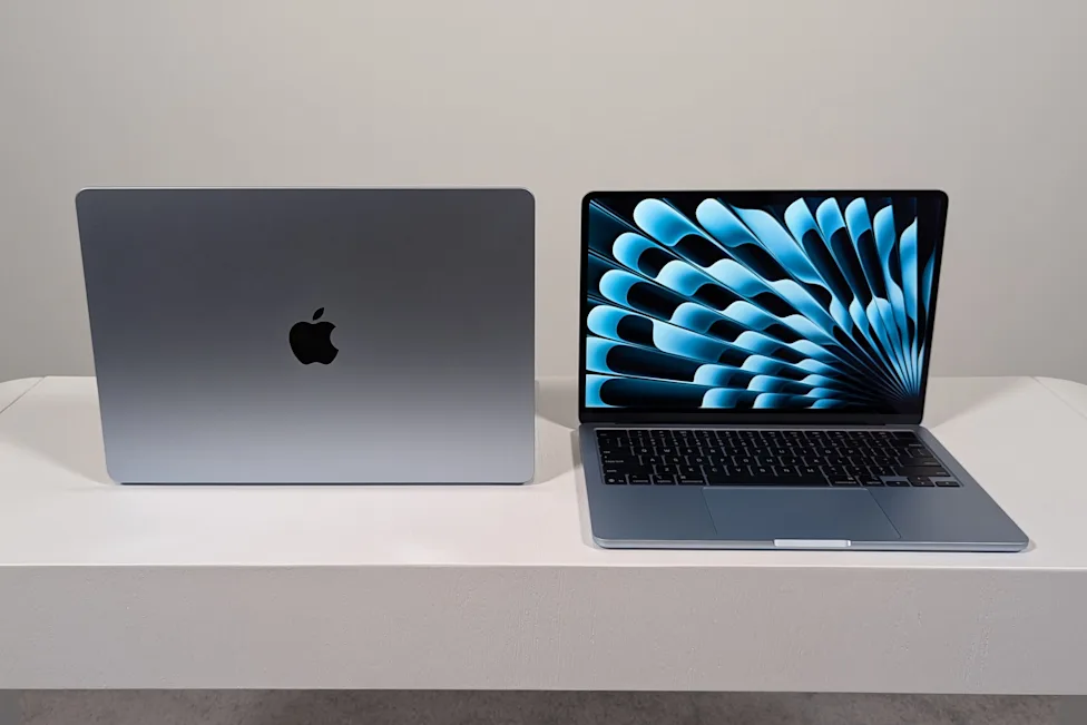 **Apple đang phát triển MacBook Air và iMac OLED**